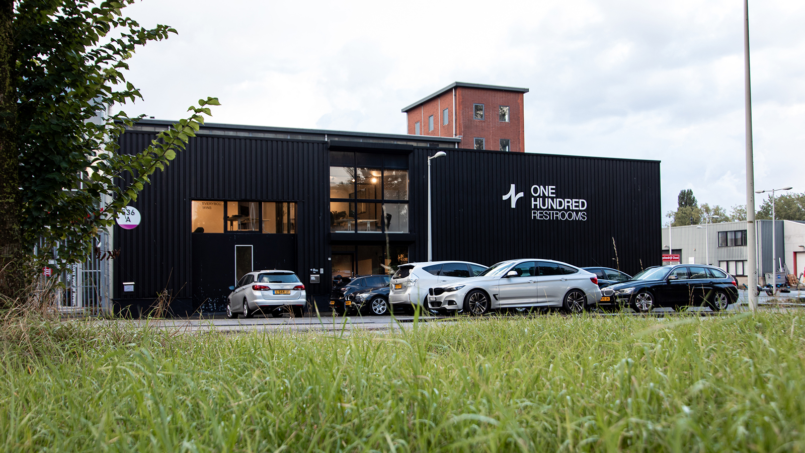 ONE HUNDRED Restrooms vacatures